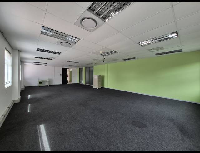 850M² OFFICE TO LET IN SUNNINGHILL